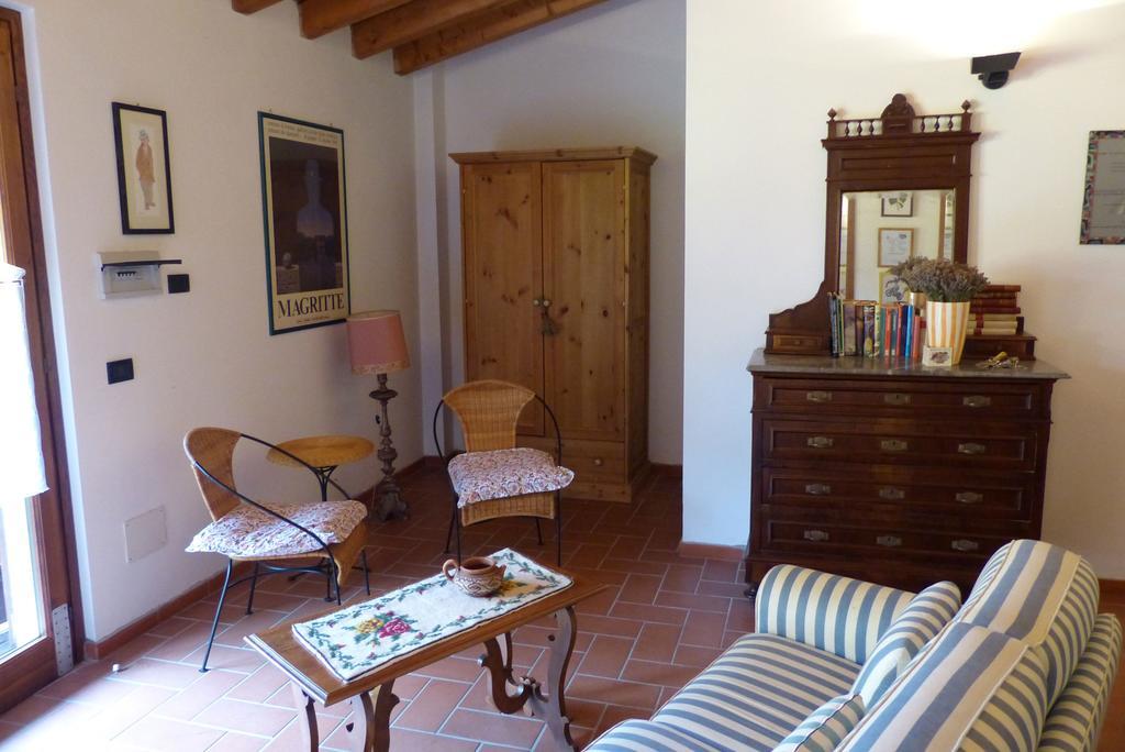Villa Arriga Alta à Lonato Chambre photo